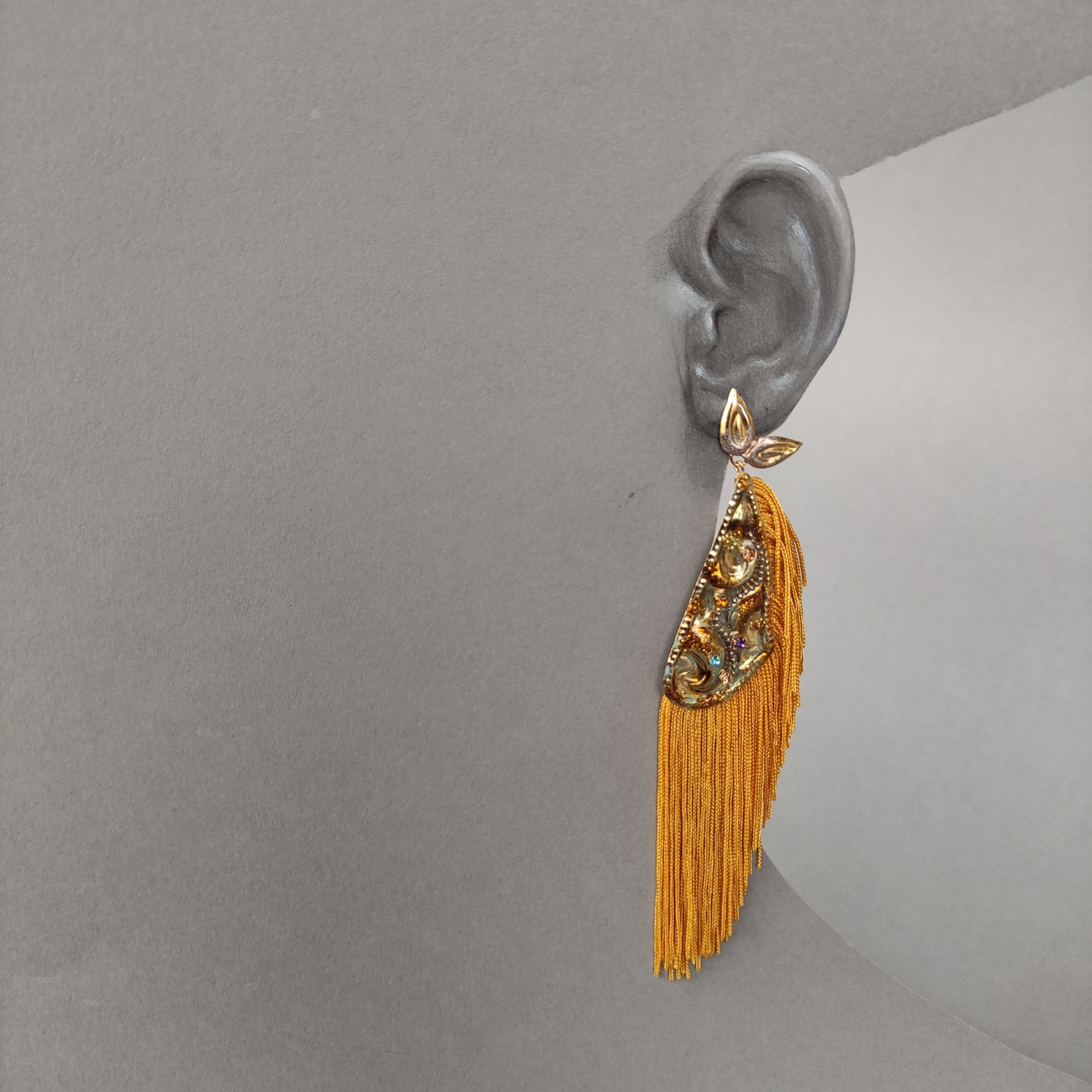 Vika Earrings 