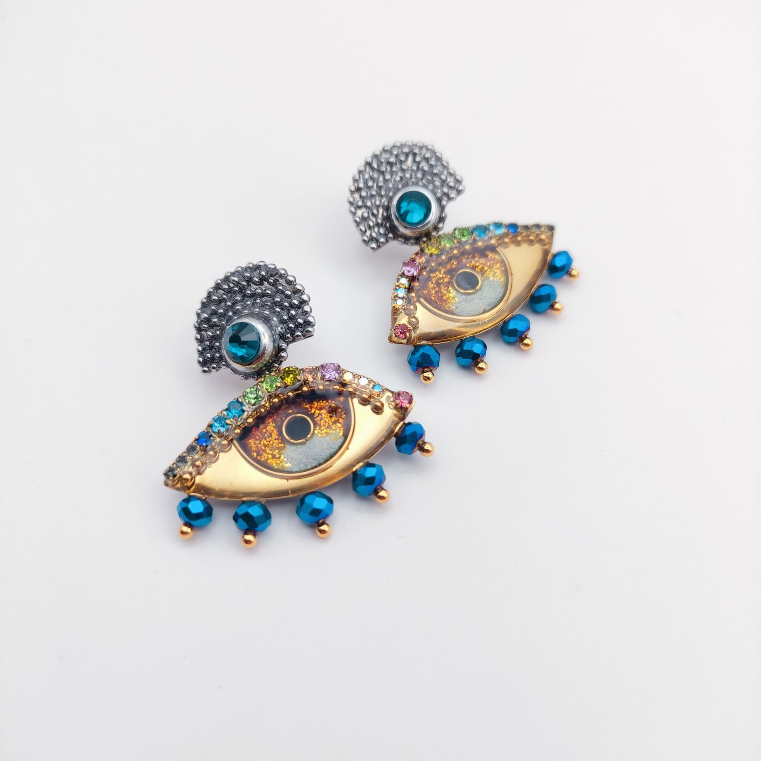 Eye Earrings with Crystal Beads
