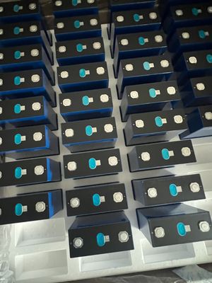 Cella Batteria Prismatica LiFePO4 MB31 3.2V da 314Ah con 10000 Cicli Certificata CE/ROHS