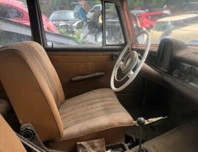 1960 Mercedes 200 Diesel 4 Speed