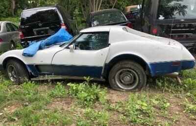 1977 Corvette 4 Speed