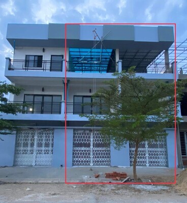 ផ្ទះអាជីវកម្ម ទល់មុខផ្សារ