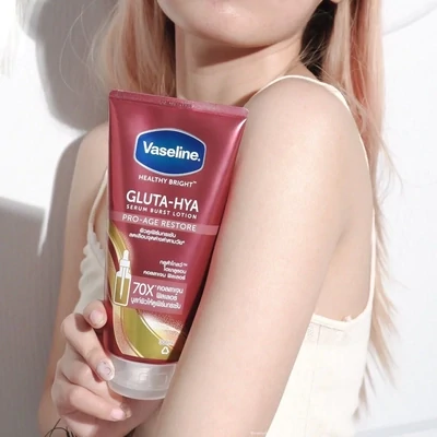 Vaseline Healthy Bright Gluta Hya Serum Burst Lotion Pro-Age Restore 330ml (Watsons PH 🇵🇭)