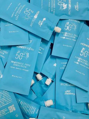 Honest Glow Transformed Skin SPF50 PA+++ FRAGRANCE-FREE SUNSCREEN 50g