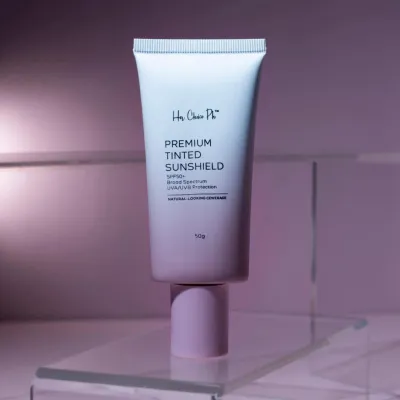 Her Choice Ph Premium Tinted Sunscreen SPF50+ 50g