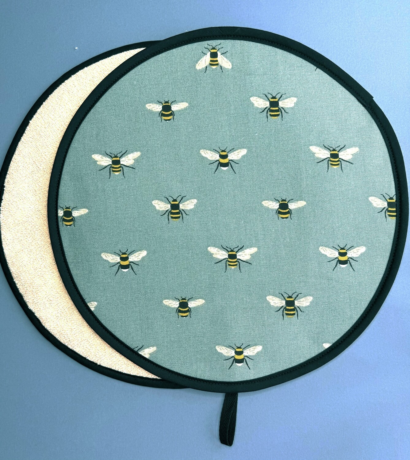 Aga - Sophie Allport "Bees Teal"