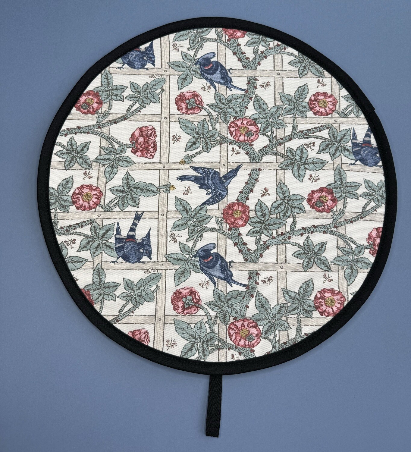 Aga - William Morris - "Trellis"