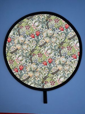 Aga - "Mini Morris - Golden Lily - green lilies"