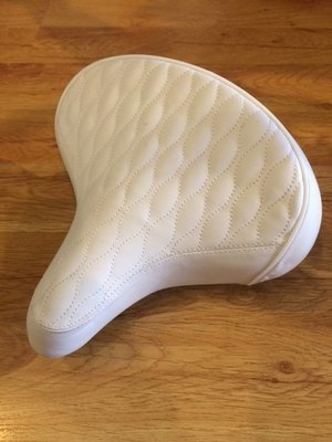white beach cruiser seat