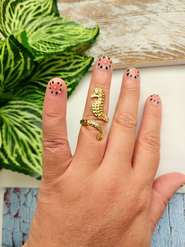 Horseas Ring
