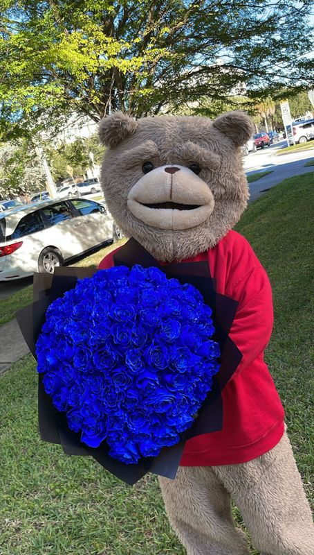 Blue bouquet 75 roses