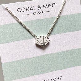 Shell Necklace White