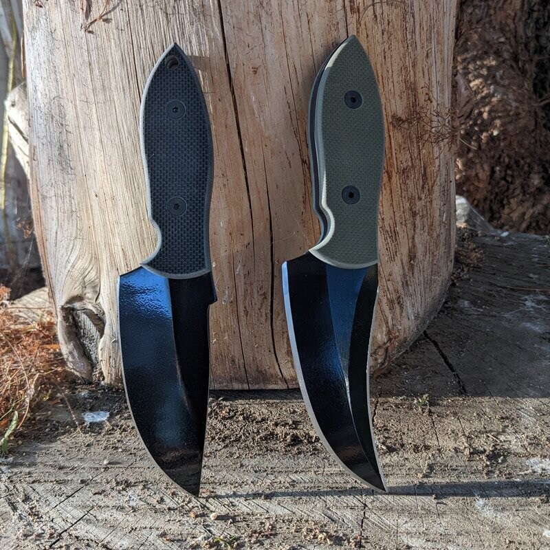 Dinka Z (left) Dinka Z VAR (right)