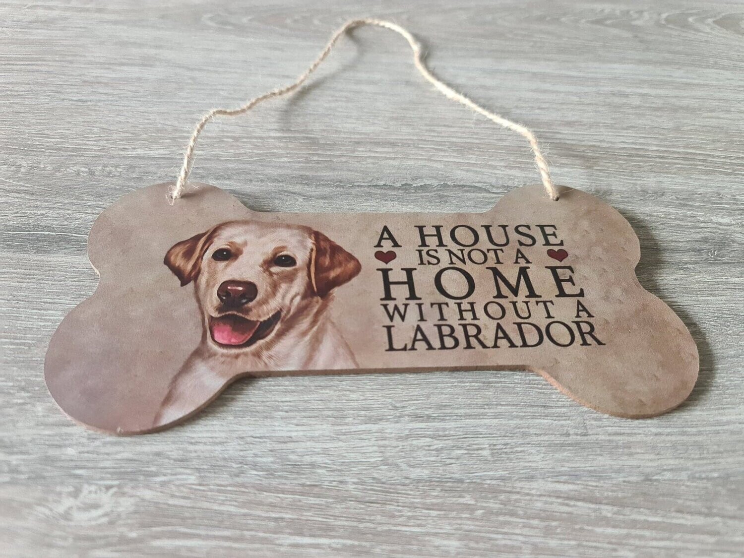 Wandbord ' not a home' blond