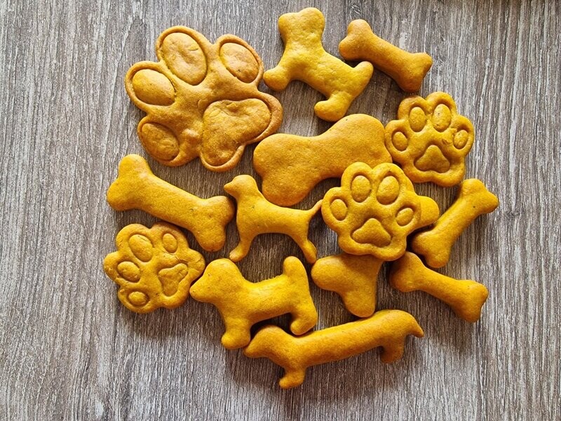 Zalm kurkuma koekjes per 100 gram