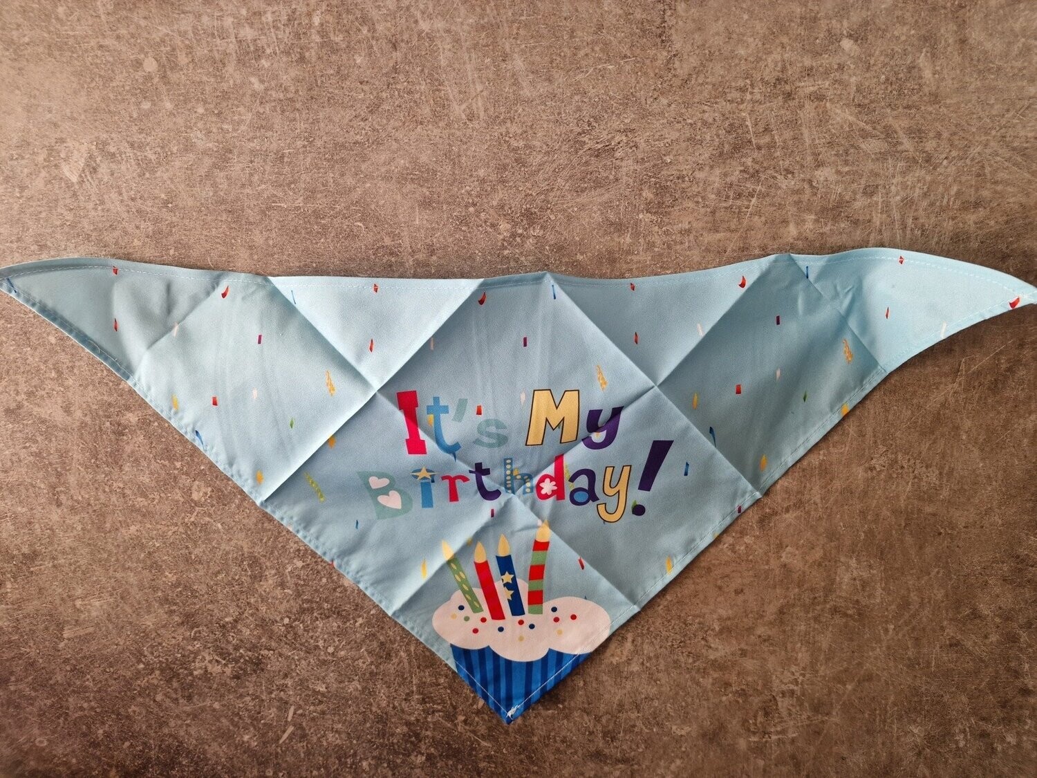 Bandana blauw "it's my birthday"