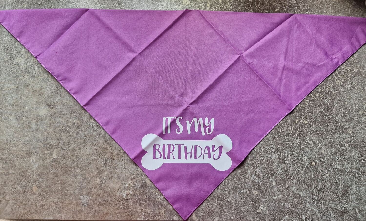 Bandana paars "it's my birthday"