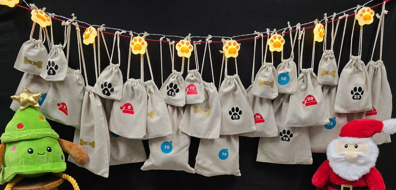 Adventskalender  linnen zakjes met koekjes