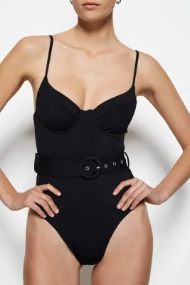 NOA BELTED ONE PIECE