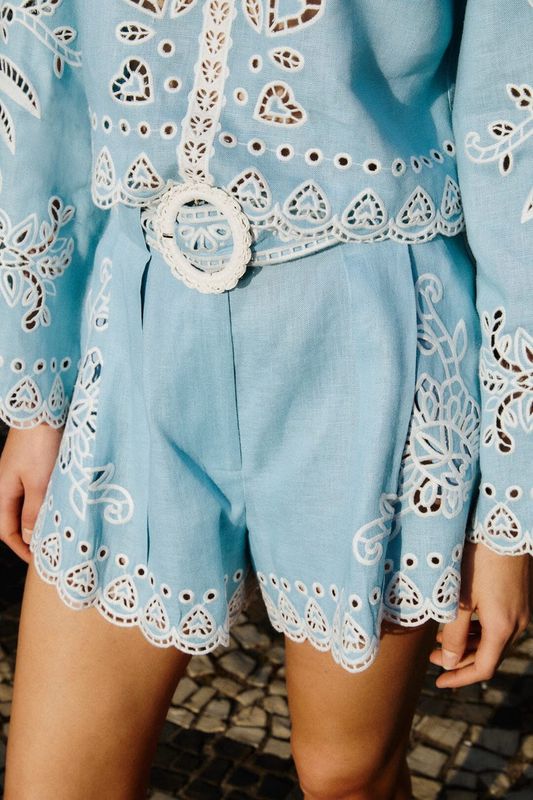 ROMANTIC RICHELIEU SHORTS
