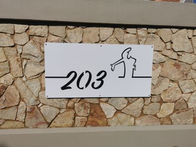 House Number DZ7