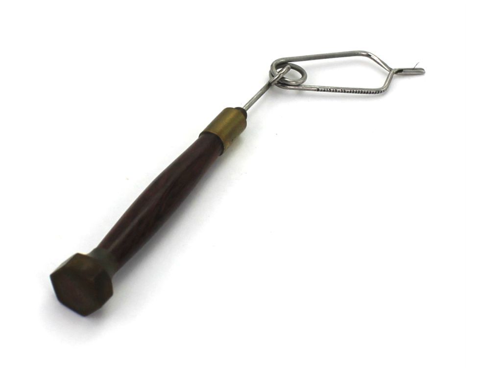 CROWN Serie, PINZETTA HACKLES WOOD