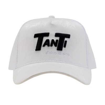TANTI LONDON SIGNATURE WHITE TRUCKER CAP
