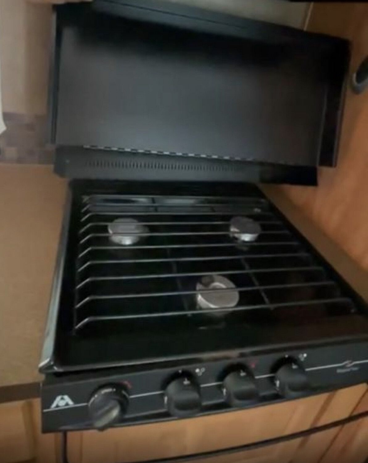 Dometic™ Atwood 50301 RV Kitchen 3Burner Cooktop Black