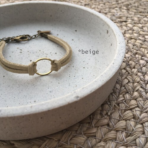 Blumenkind Armband in beige