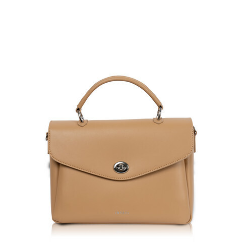 INYATI Betsy camel