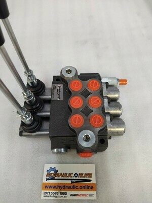 Hydraulic Flow Control Valve  BSP Ports 3 Spool Double Acting 40 Lpm Monoblock valve DCV