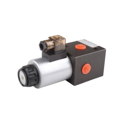 3 PORT DIVERTER VALVE 12 BSPP PORTS 80 LTMIN 3000 PSI 12  24 Volt DC