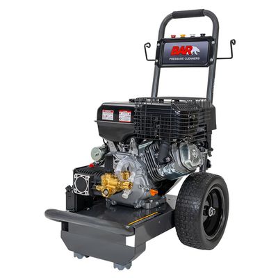 Petrol engine cold water pressure cleaner