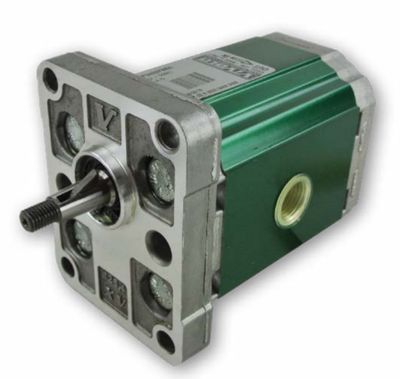 Group 1 Gear Pump DIN Mount, 1 in 8 Tapered Shaft