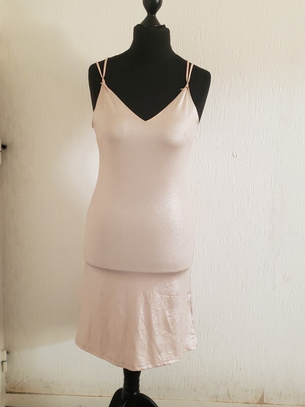 Robe de soirée rose décolleté