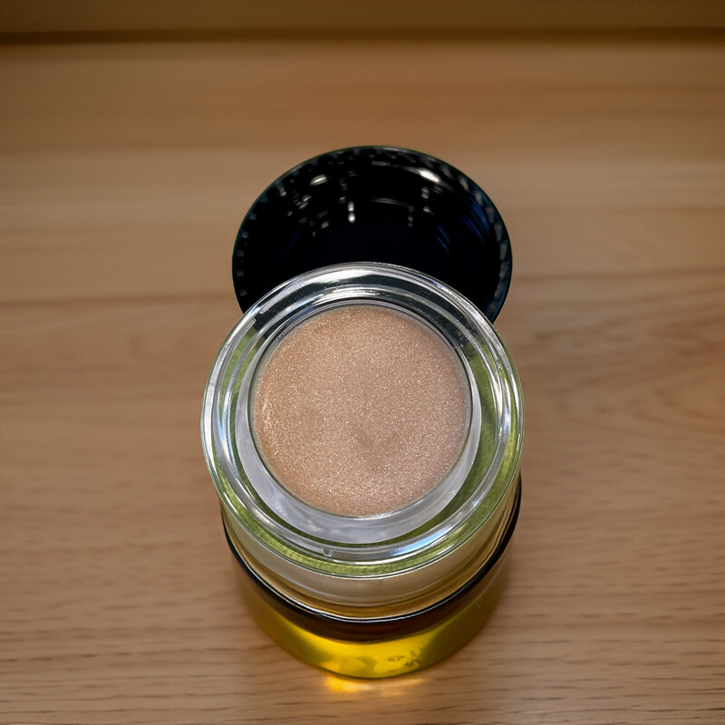  Lip Balm Treatment Sensual Gold 
