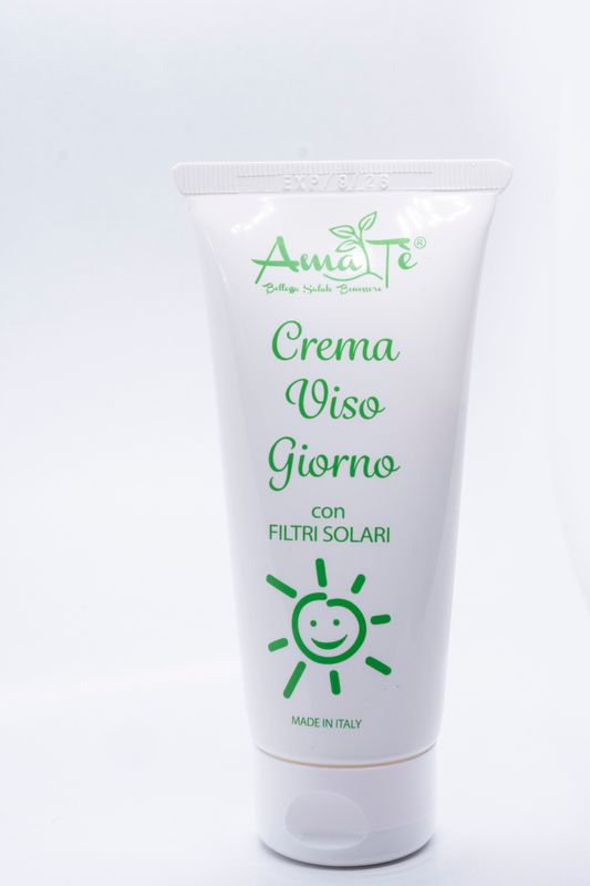 Crema Viso Giorno con Filtri Solari