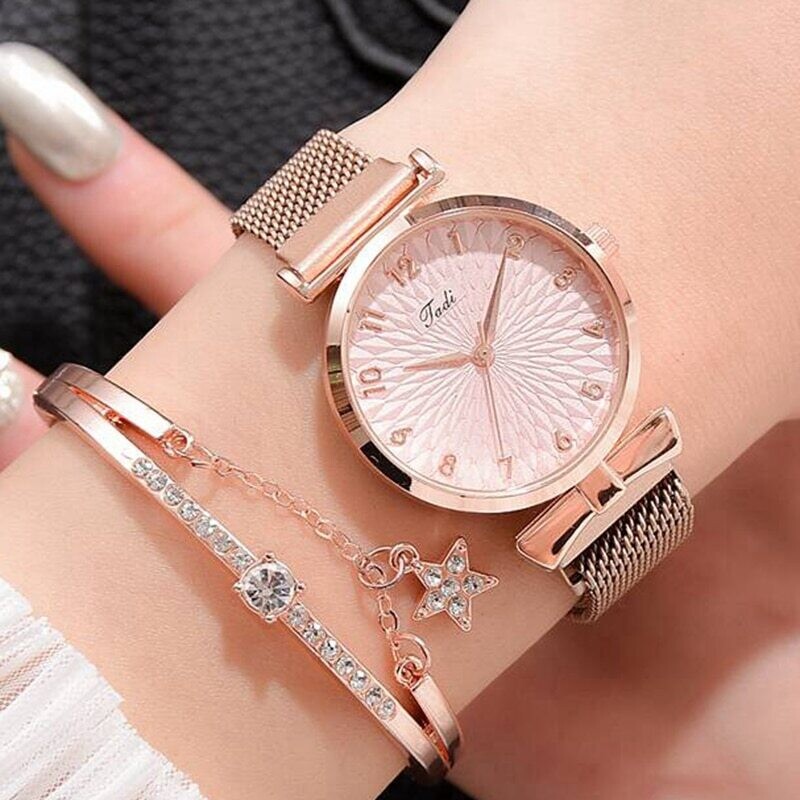 Luxury Magnetic Quartz Watch For Women Sports Bracelet Pink Dial Clock