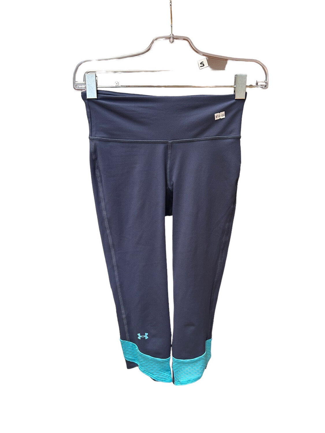 XS Under Armour Capri Pre Owned