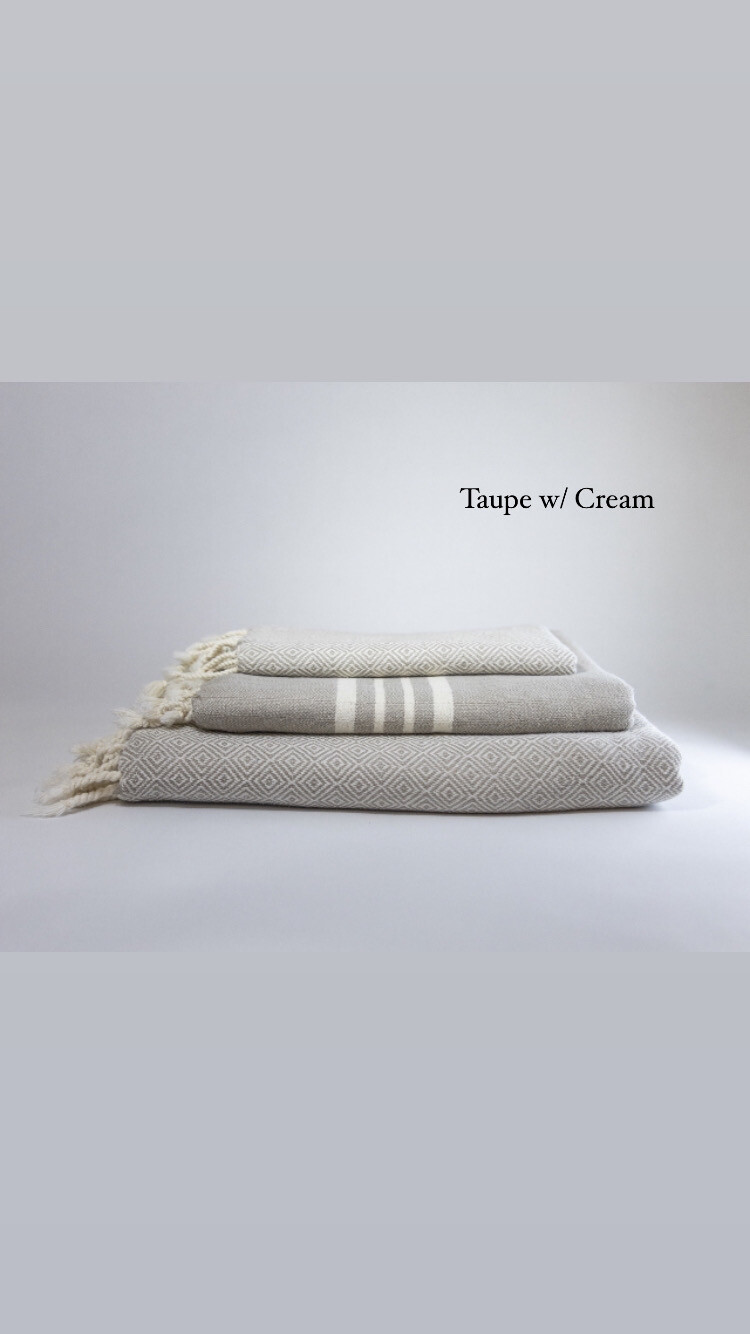 Mandalina Luxe Organic Diamond Hand Towel