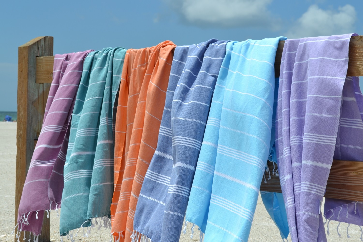 Mandalina Traditional Beach /Thin Stripe Bath &amp; Beach Towel