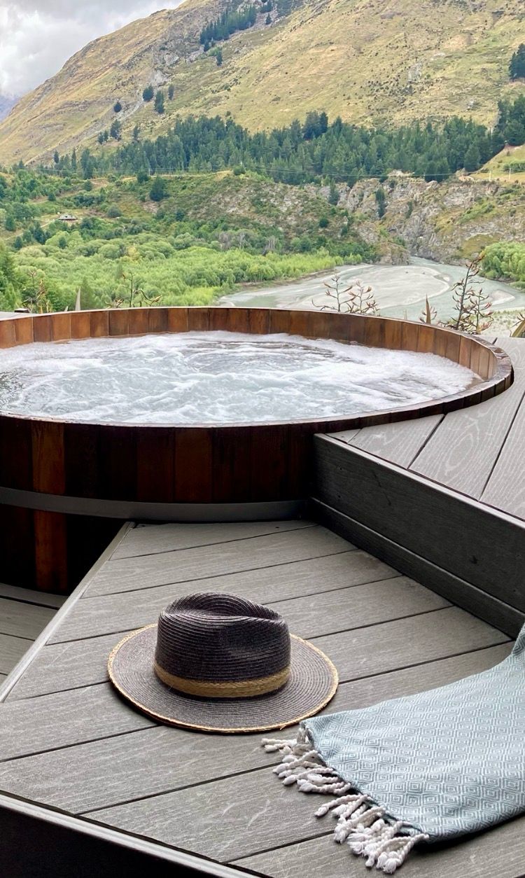 Mandalina Luxe Organic Diamond Bath Sheet/Towel