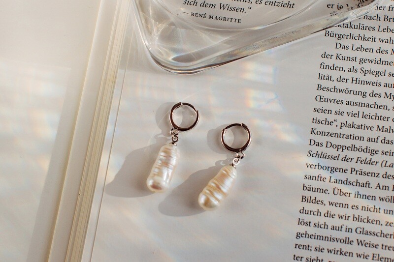 Silver Earrings with Long Pearls