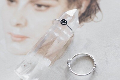 Ring with black smiley