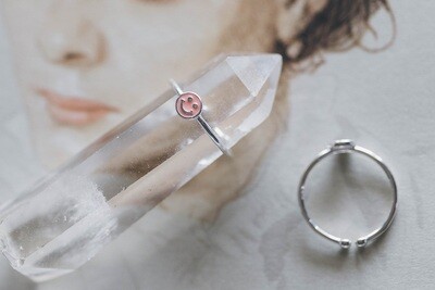Ring with pink smiley