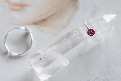Ring with red smiley