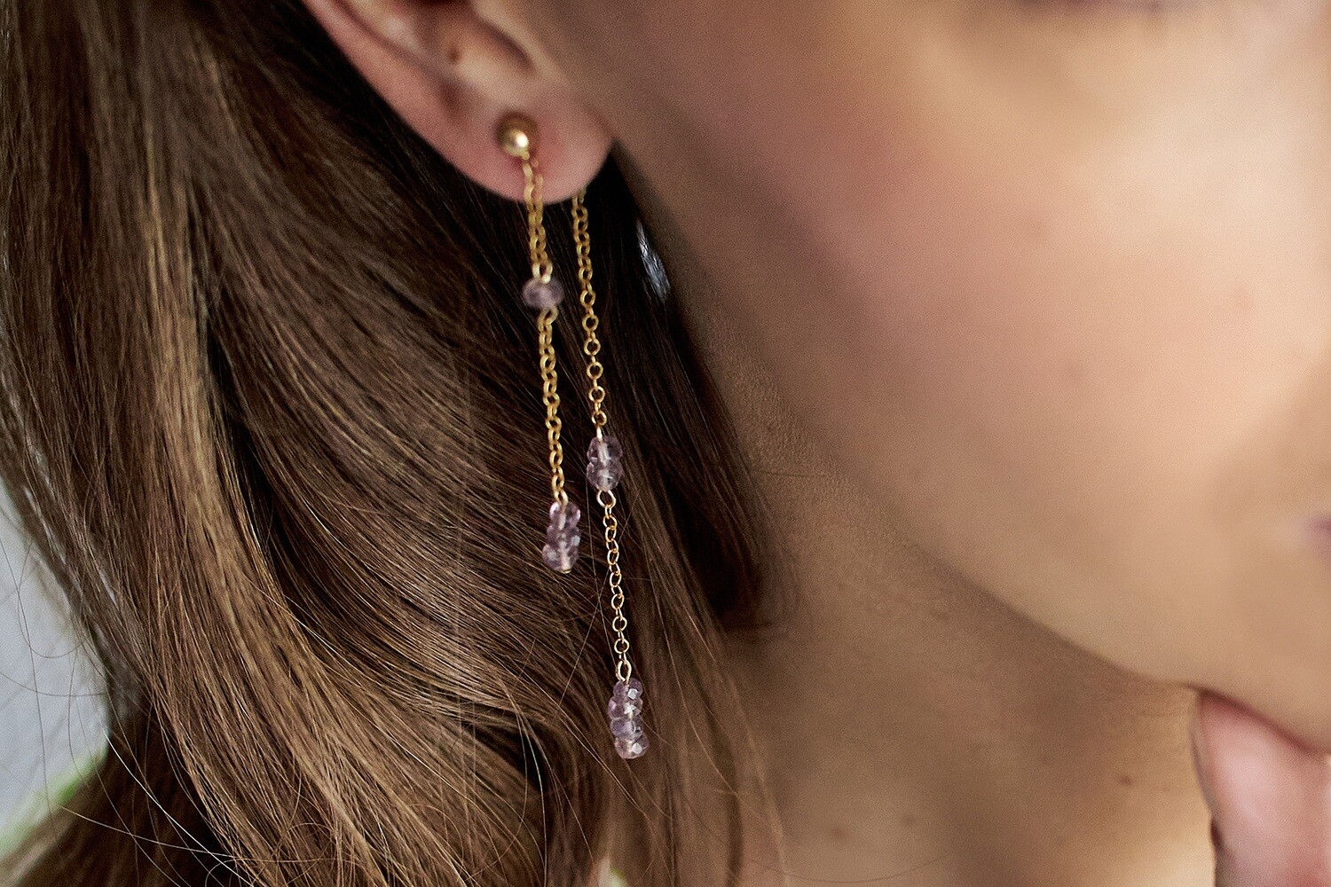 Gold-plated amethyst chain earrings