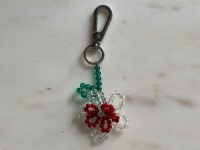 Bag charm with a flower (2)