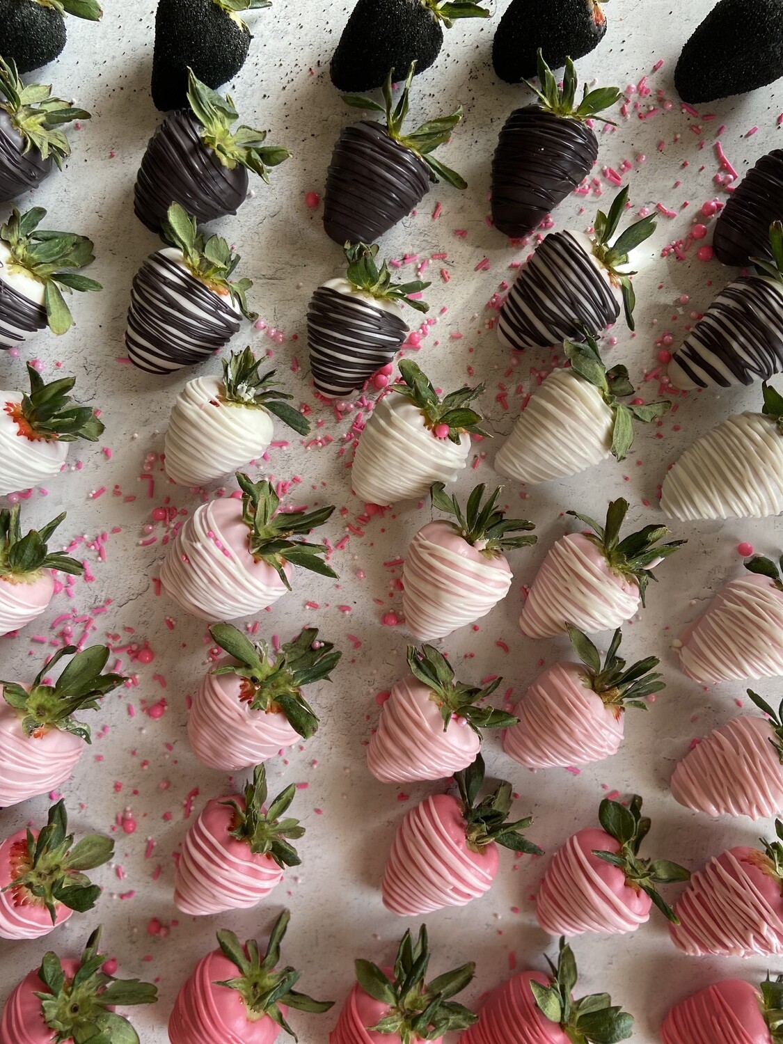Chocolate Covered Strawberries (Dozen)