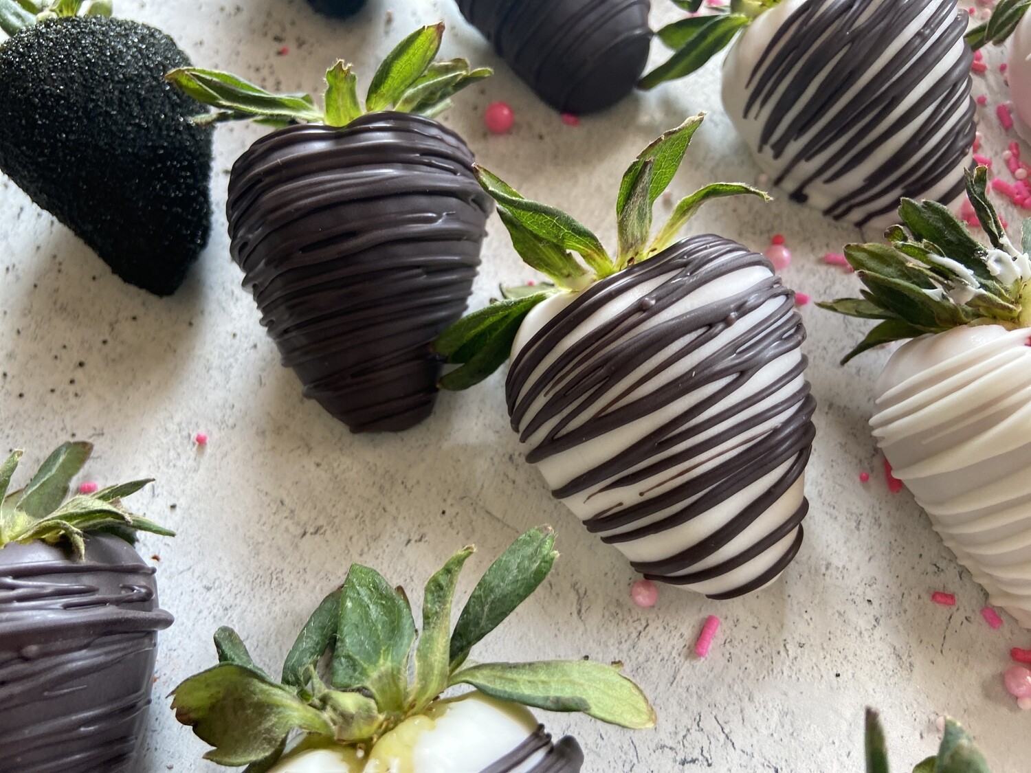 Chocolate Covered Strawberries (Dozen)